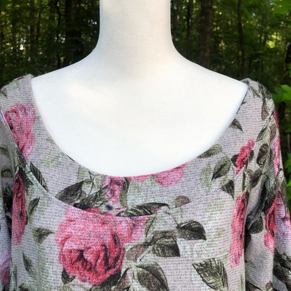 ee:some Boutique Floral Tunic Dress - Picture 2 of 8